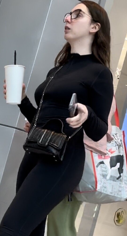 Brunette with glasses in leggings at the sports store #ks1AHV04